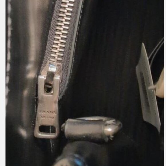 PRADA MONOCHROME TWO WAY TOTE/CROSSBODY AUTHENTICATED PREMIUM CONDITION SILVER - Picture 7 of 16